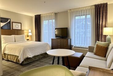 בית מלון כפרי Staybridge Suites Milwaukee West Oconomowoc, An Ihg