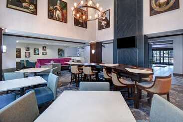 فندق Staybridge Suites Newport News