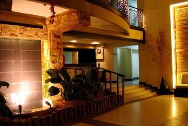 Lancaster Hotel Cebu