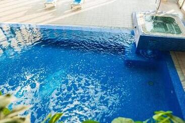 Resort Camping Almafrá