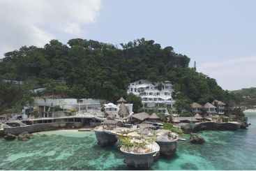 هتل Boracay West Cove