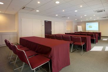 ホテル City Express Poza Rica