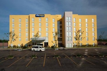 فندق City Express Poza Rica