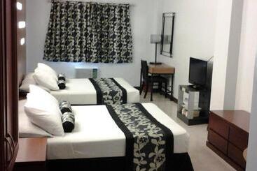 هتل Jupiter Suites