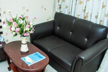 هتل Singaar International