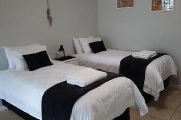 فندق Lake Pleasant