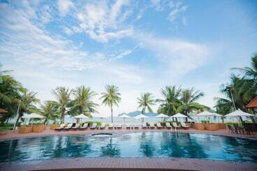 هتل Tuan Chau Resort Ha Long