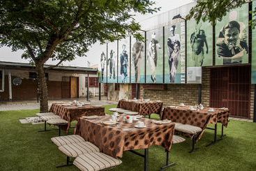 酒店 The Soweto & Conference Centre