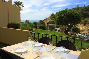 هتل آپارتمان Colina Sol