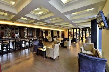 هتل Dafam Cilacap