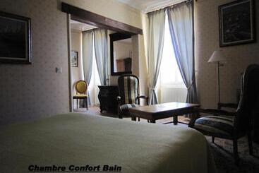 فندق Hostellerie De La Bouriane