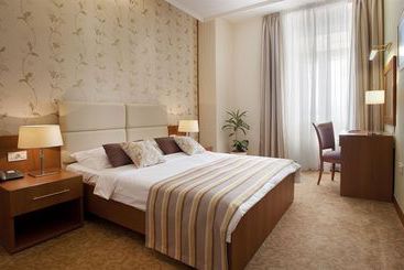 فندق Remisens Premium & Romantic Villa Ambasador