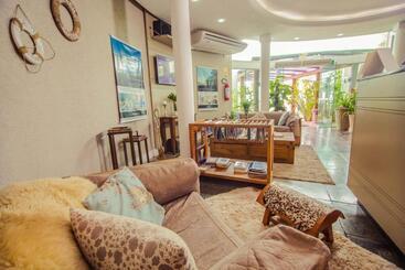 Отель Villareal Guaratuba   Caieiras