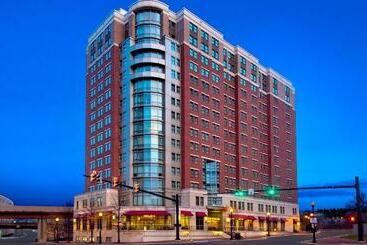 公寓式酒店  Residence Inn Alexandria Old Town South At Carlyle