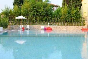 The Ziba Hotel & Spa