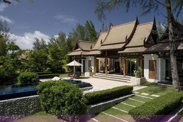 Double Pool Villas By Banyan Tree