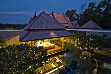 Double Pool Villas By Banyan Tree