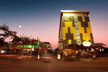 בית מלון כפרי Baiyoke Ciao