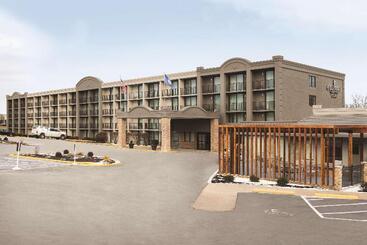 هتل Country Inn & Suites By Radisson, Erlanger   Cincinnati South