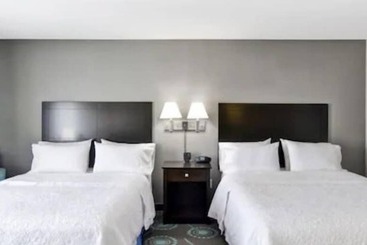 فندق Hampton Inn Defiance