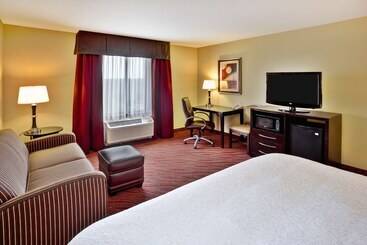 هتل Hampton Inn Ft. Wayne/dupont Road