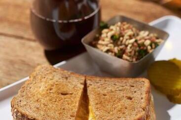 فندق Hyatt Place Atlanta Airport North