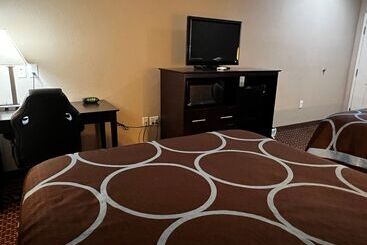 هتل Super 8 By Wyndham Center