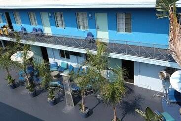 Banana Bungalow Hollywood Hotel & Hostel