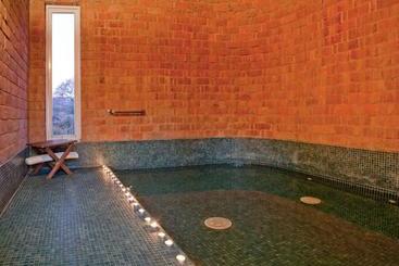 호텔 Asclepios Wellness & Healing Retreat