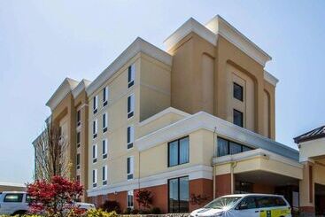 فندق Comfort Inn Airport