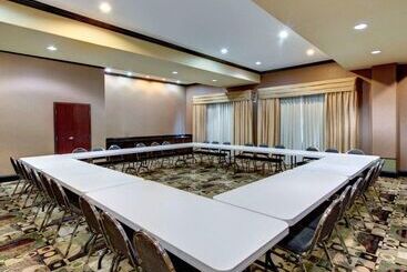 ホテル Comfort Suites Waxahachie   Dallas