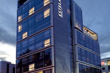 בית מלון כפרי Estelar Parque De La 93