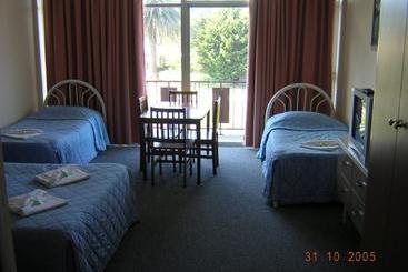 هتل Jubilee Motor Inn