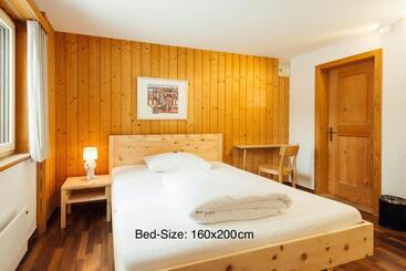 فندق Krüzli   Dapi 1914