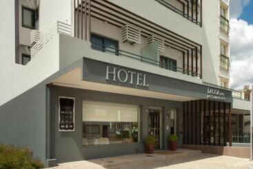 هتل Lagoa Dos Pastorinhos