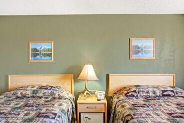 فندق Topaz Lodge