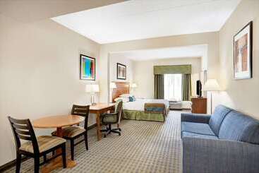 فندق Wingate By Wyndham Atlanta Fairburn