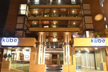 Kube Apartments Express