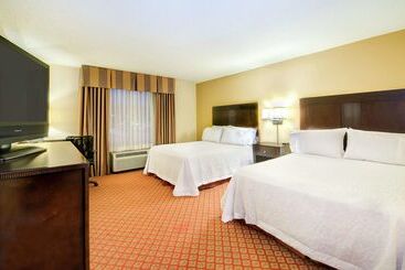 Апарт-отель Hampton Inn Suites Scottsboro