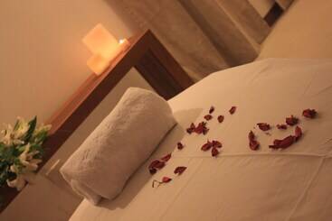 Отель Axsur Design