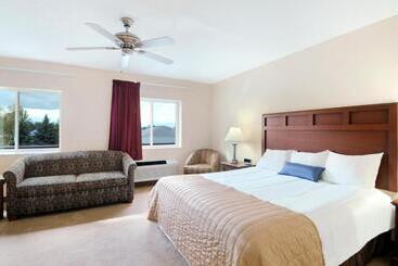 ホテル Baymont By Wyndham Mt. Pleasant