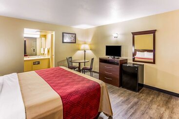 فندق Econo Lodge Mcalester