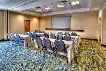 Отель Hampton Inn Roanoke Rapids, Nc