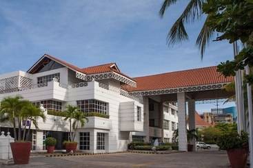 Отель Las Americas Casa De Playa