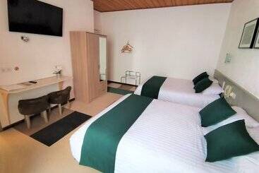 ホテル Les Montagnards