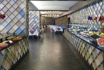 בית מלון כפרי Noah S Ark Deluxe  & Spa