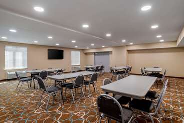 בית מלון כפרי Quality Inn Phenix City Columbus