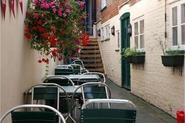 בית מלון כפרי The Green Room