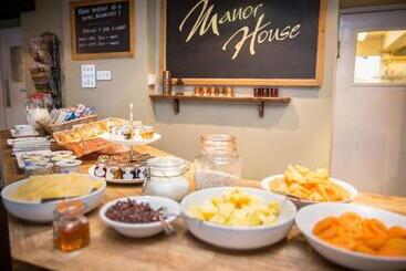 هتل The Manor House