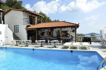 شقة Fengeros Village